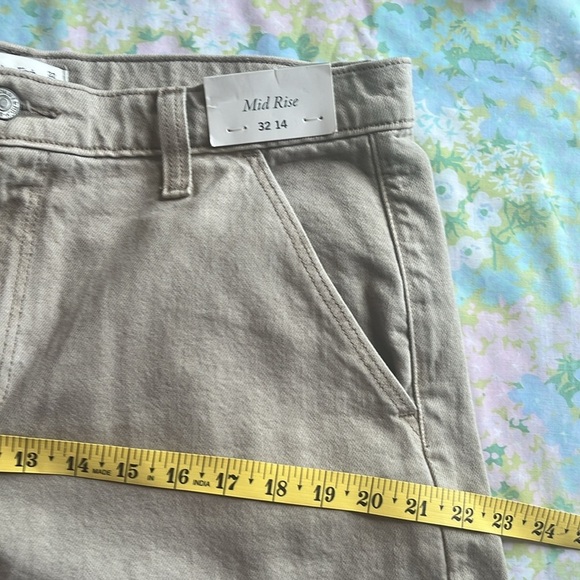 NWT Abercrombie & Fitch | Mid Rise Long & Loose Denim Shorts Tan Plus Size 32/14 - Picture 10 of 10